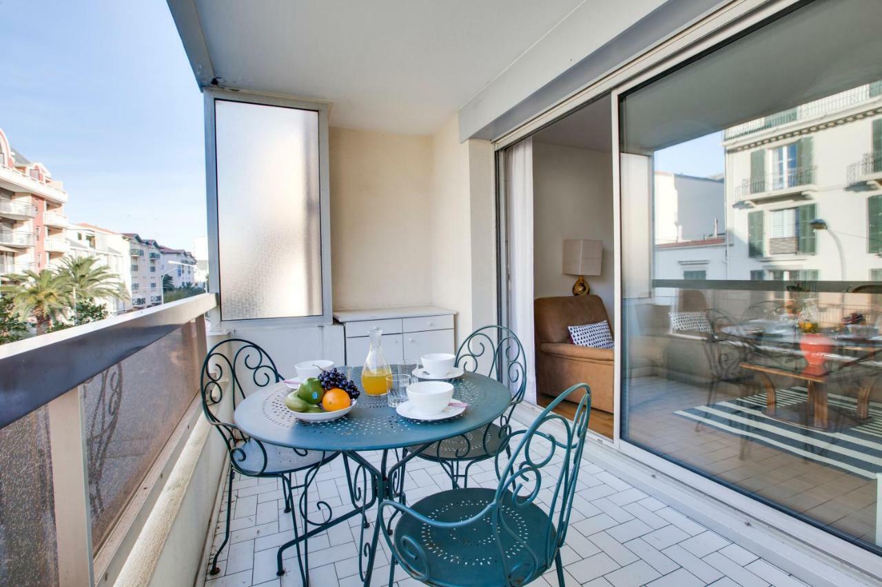 Welkeys Apartment - Pellot Biarritz Exterior photo